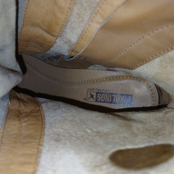 Women's Brown and Tan Heeled Boots - Picture 13 of 13